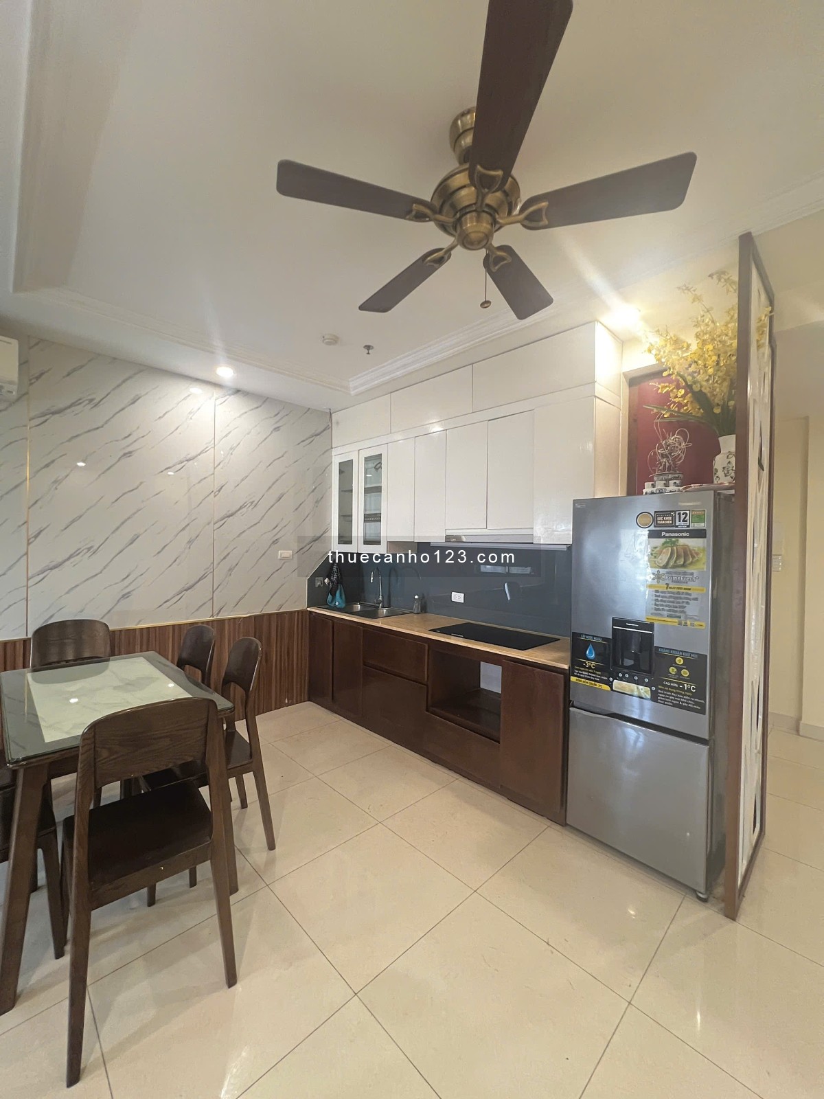 CC 2PN, 2WC, 80m2 tại Liễu Giai Tower, cho thuê 19 triệu