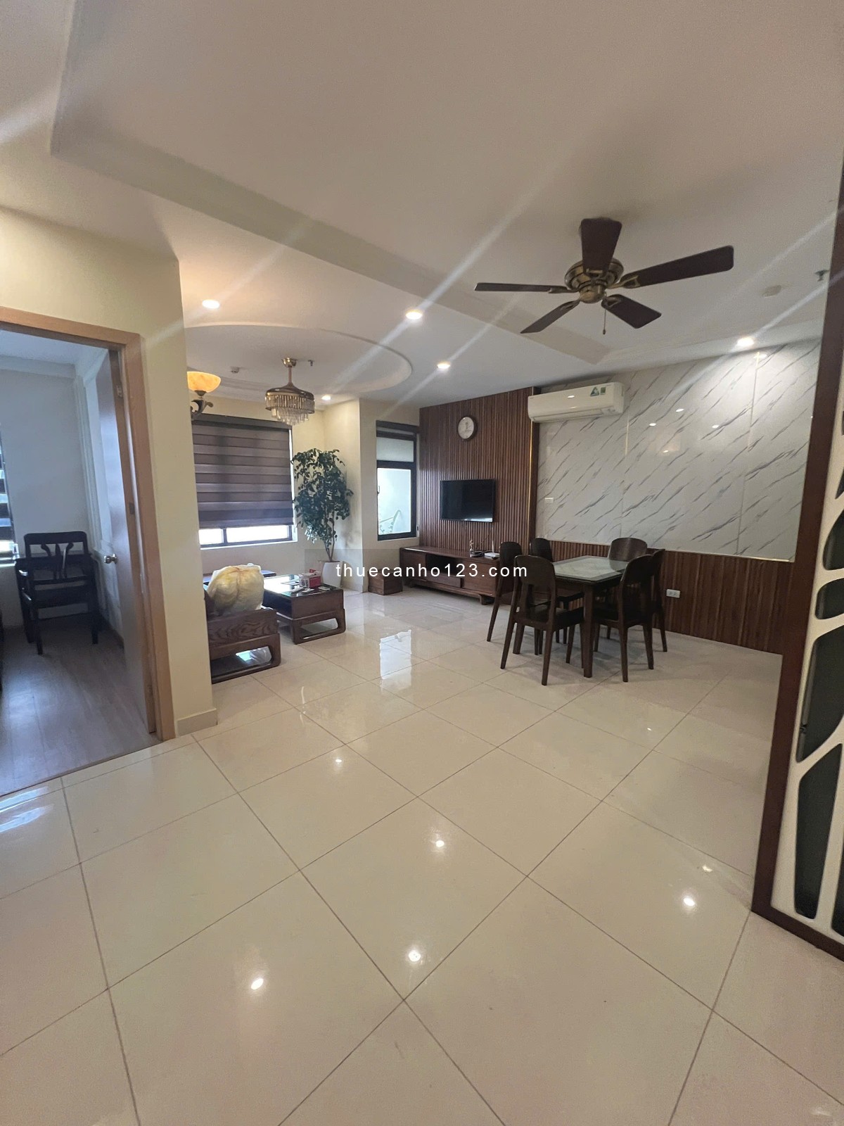 CC 2PN, 2WC, 80m2 tại Liễu Giai Tower, cho thuê 19 triệu