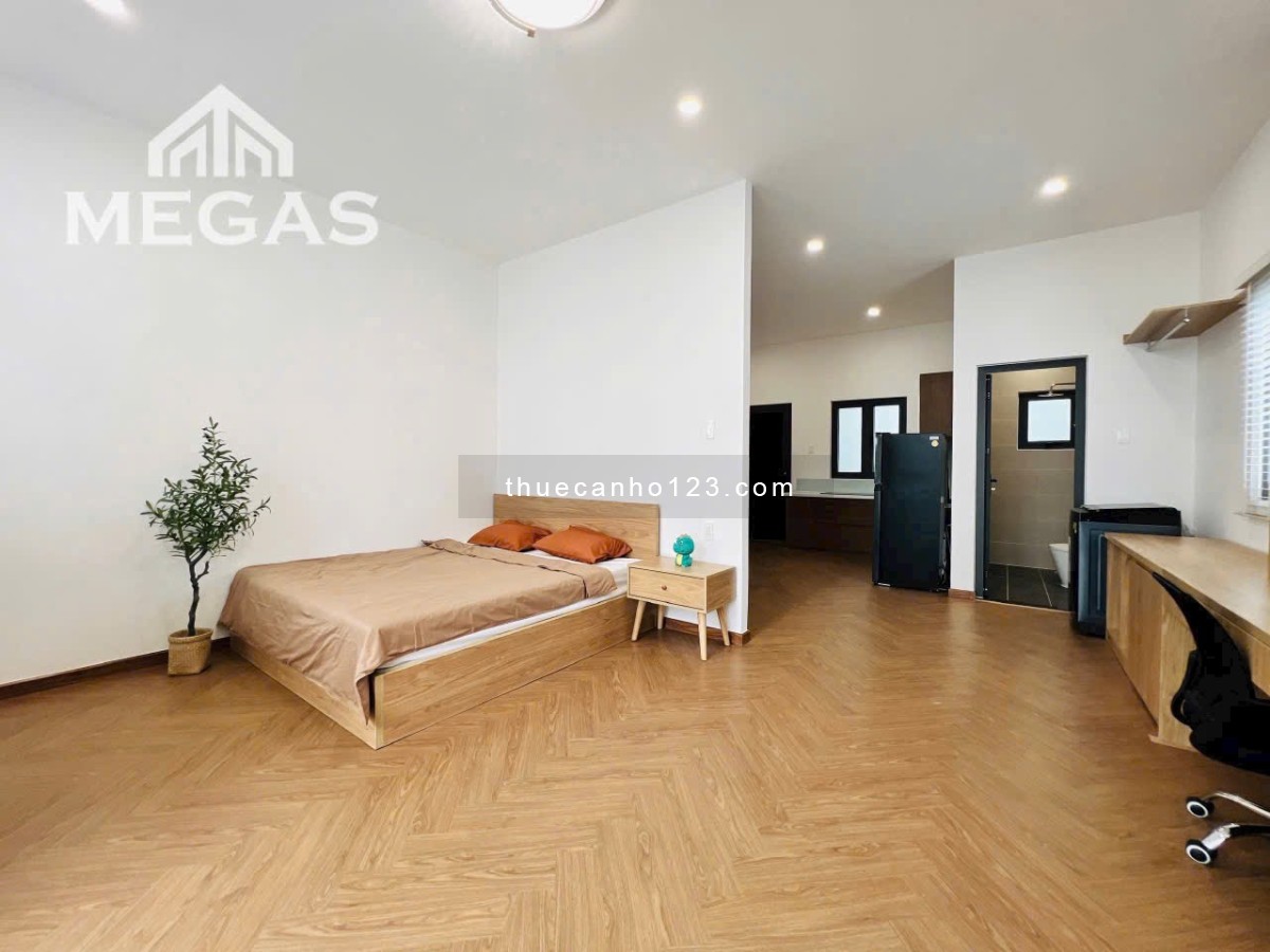 Cho thuê căn hộ dịch vụ 1PN, ban công riêng, khu an ninh