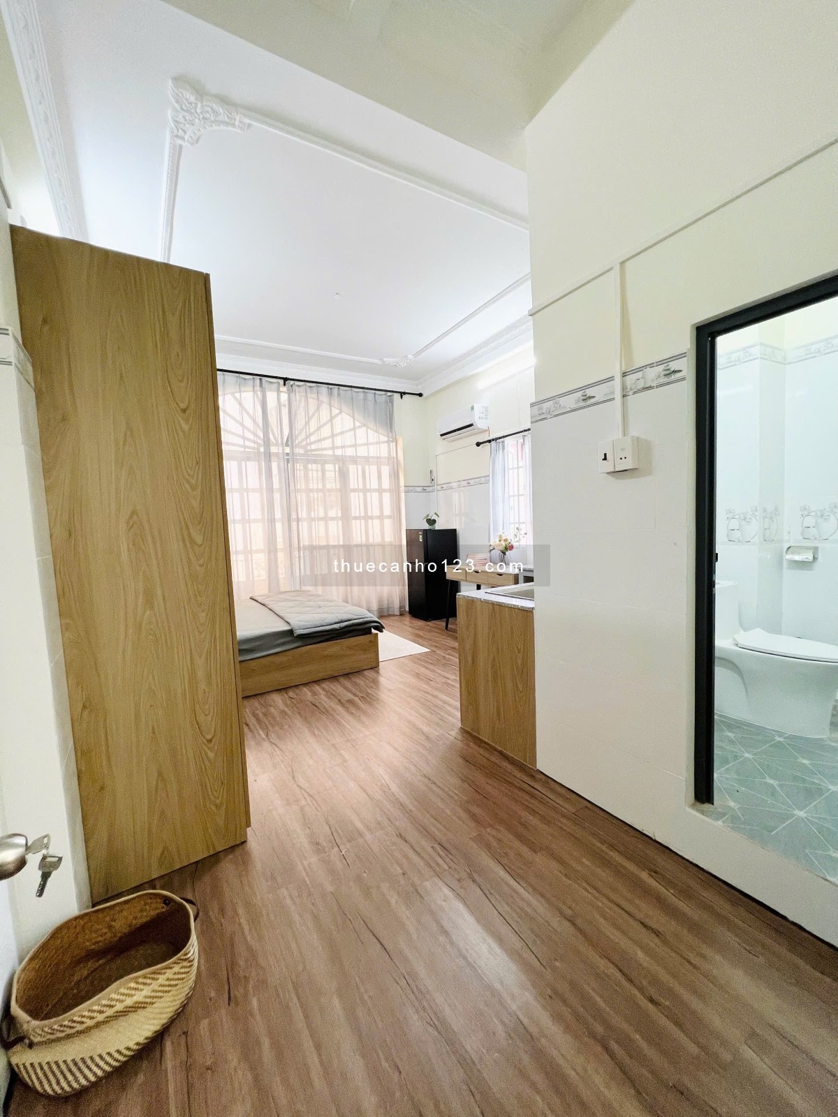 Căn Hộ Mới Xây 100% nội thất mới ban công ở Lý Chính Thắng quận 3 giáp Nam Kỳ Khởi Nghĩa, Hoàng Sa