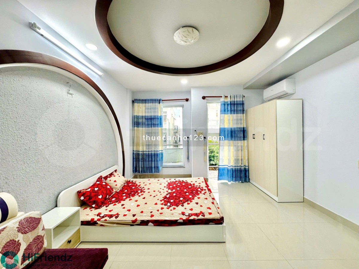 Phòng Studio Ban Công Cửa Sổ Trời Gần Công Trường Dân Chủ Quận 10