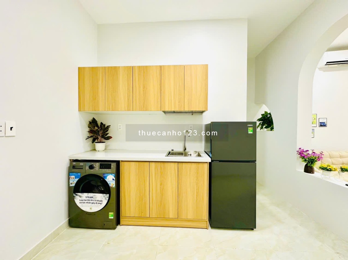 CHDV 1 Phòng Ngủ Cửa Sổ Trời DT Rộng Gần Chợ Phạm Văn Hai Tân Bình