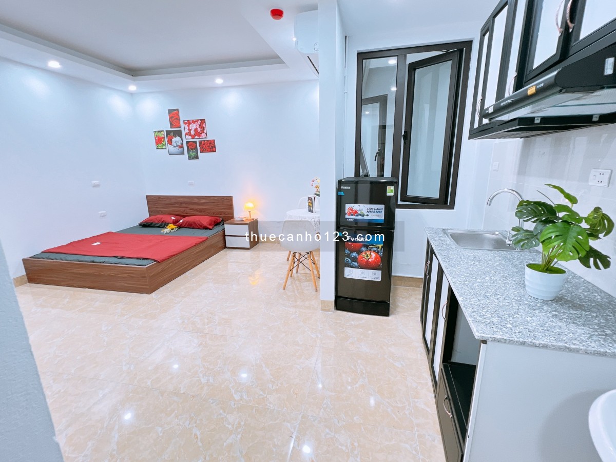 Phòng mới trống tại 569 Lạc Long Quân – P301 Full nội thất cơ bản, cửa vân tay hiện đại.