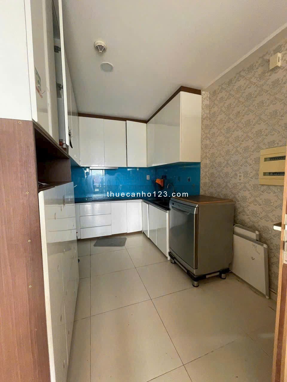 Chung cư CC Sunny, Phạm Văn ĐỒng, GV: 2p ngủ, Nhà mới, 12tr5/th.