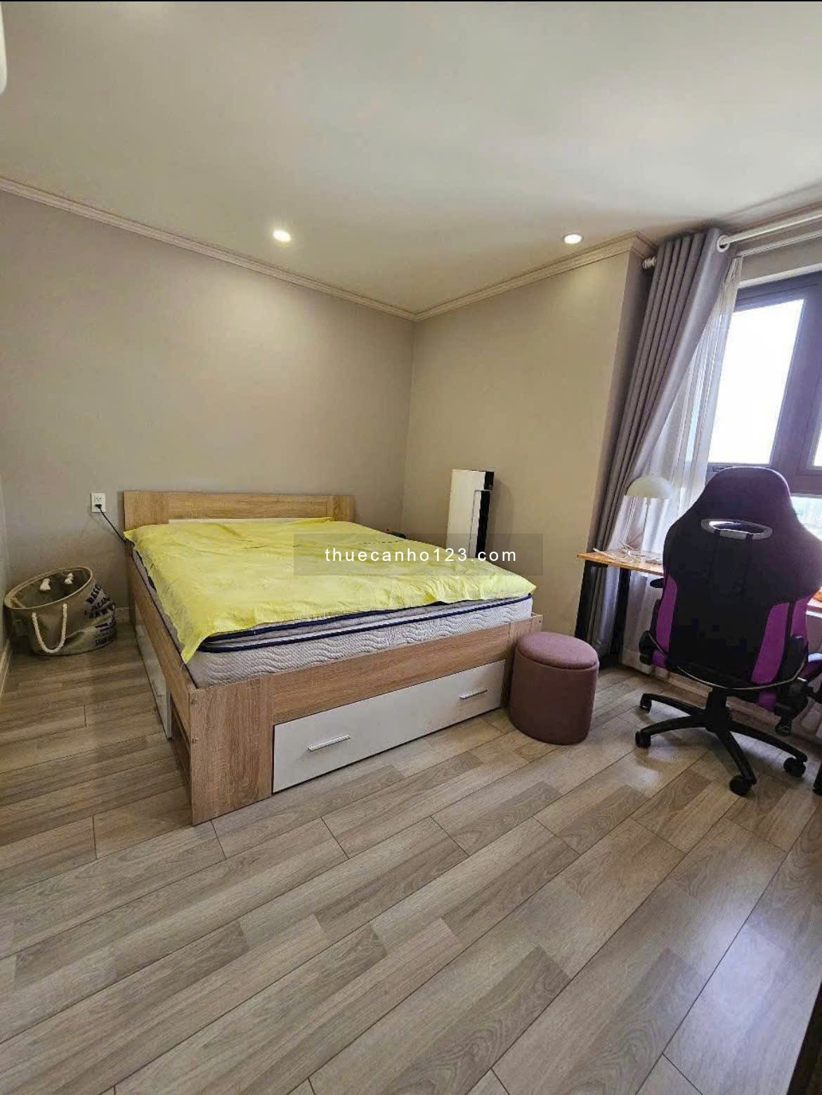 C/c Satra Eximland,Phan Đăng Lưu,Phú Nhuận: 130m2, 3p ngủ, 2wc, 22tr/th