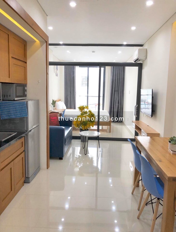 Căn hộ 1PN tách bếp ban công cho thuê Q1, ngay Pull Man gần Bùi Viện, Đề Thám, Cô Giang, ĐH Văn Lang