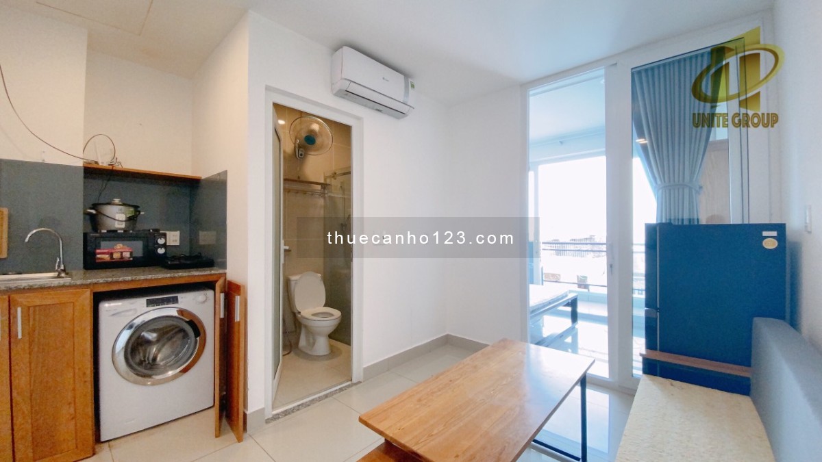 Cho thuê căn hộ 1PN ban công, thang máy mặt tiền Hoàng Diệu Q4, gần ĐH Luật, Nguyễn Tất Thành