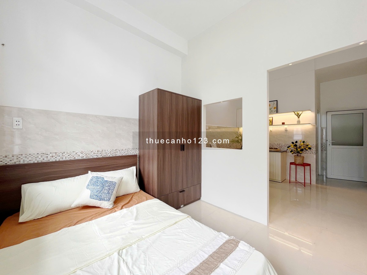 Căn Hộ 1 Phòng Ngủ Full Nội Thất, Ban Công Đón Nắng Hoàng Hoa Thám Gần Chợ Bà Chiểu - LH 0334998413