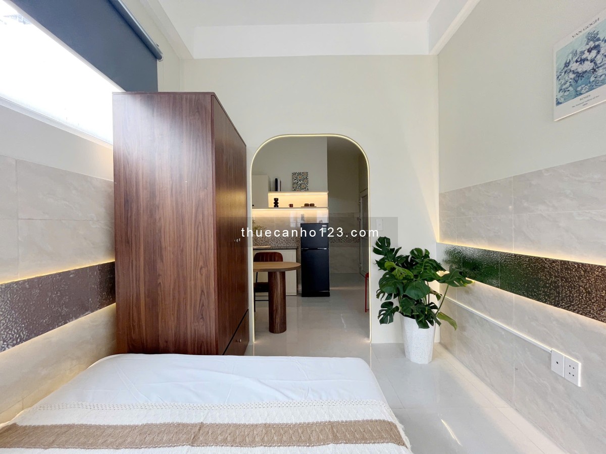 Căn Hộ 1 Phòng Ngủ Full Nội Thất, Ban Công Đón Nắng Hoàng Hoa Thám Gần Chợ Bà Chiểu - LH 0334998413