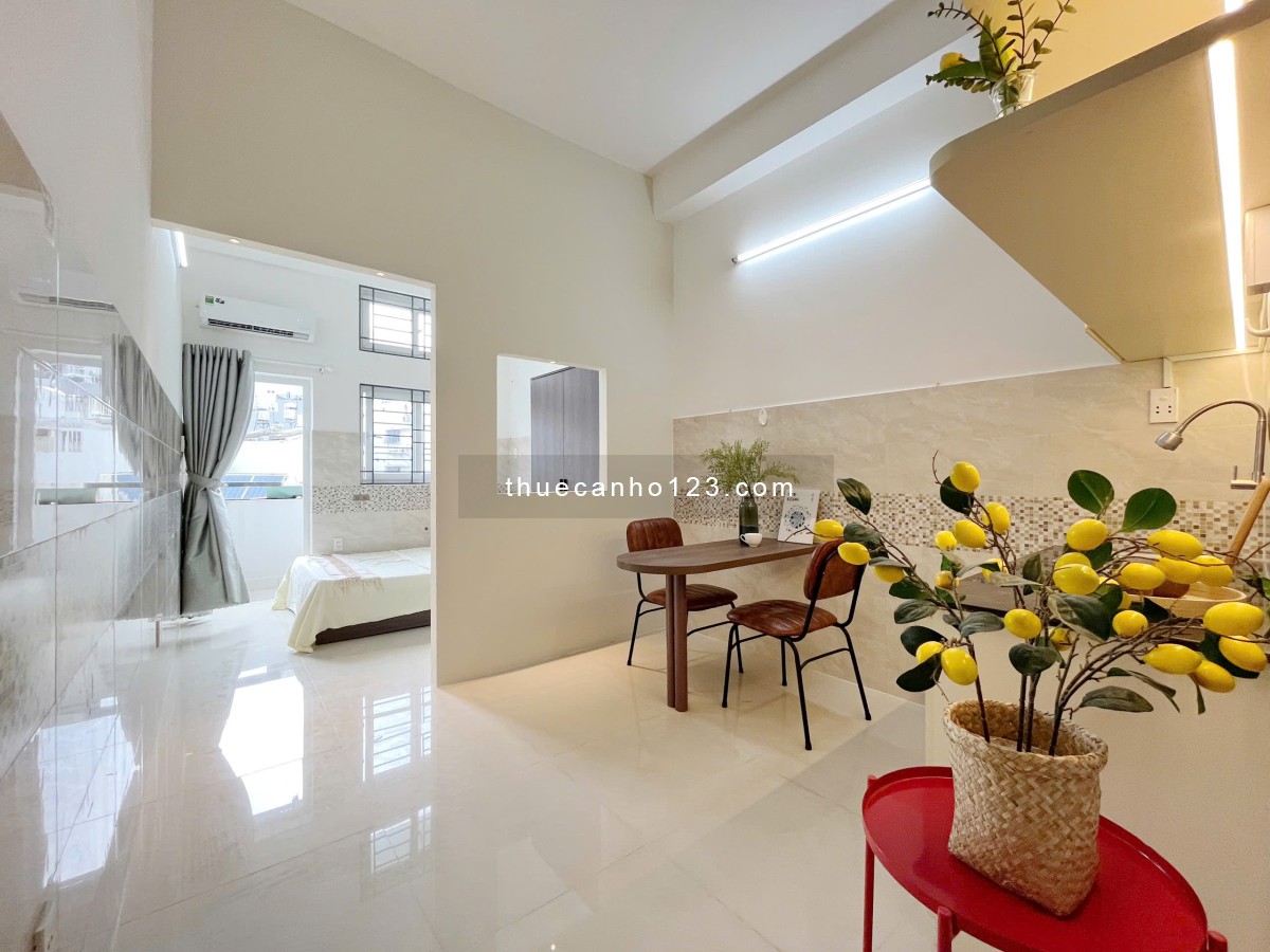 Căn Hộ 1 Phòng Ngủ Full Nội Thất, Ban Công Đón Nắng Hoàng Hoa Thám Gần Chợ Bà Chiểu - LH 0334998413