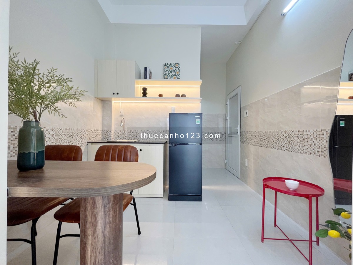 Căn Hộ 1 Phòng Ngủ Full Nội Thất, Ban Công Đón Nắng Hoàng Hoa Thám Gần Chợ Bà Chiểu - LH 0334998413