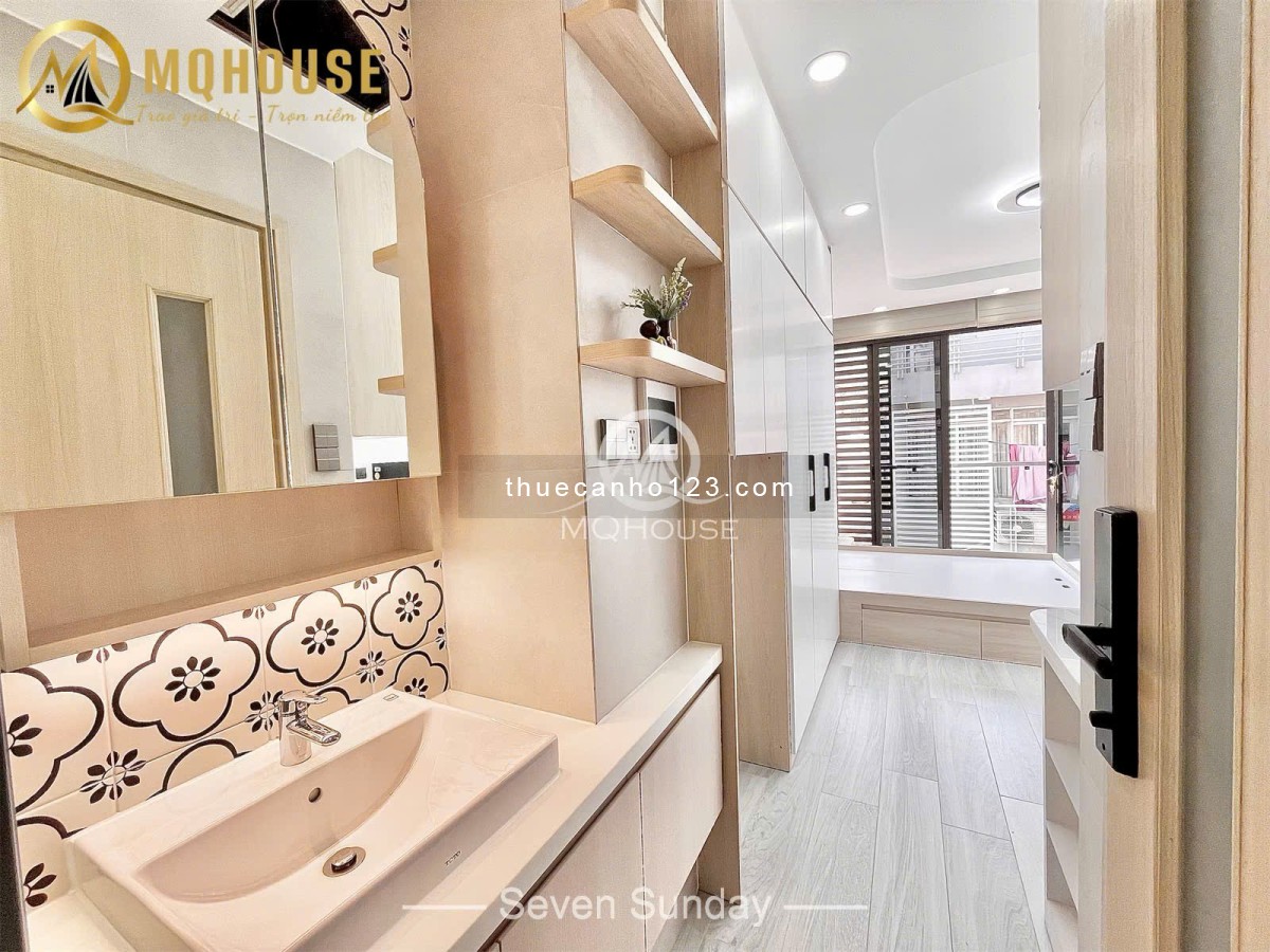 Căn hộ full nội thất cửa sổ lớn và ban công đón nắng ở Nguyễn Trọng Tuyển Phú Nhuận giáp Q3,Q1