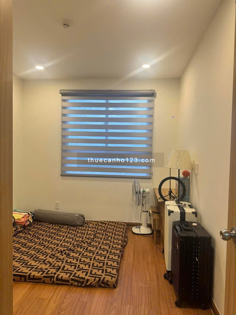 Chung cư Thuỷ Lợi, Nguyễn Xí, BT: 90m2, 3pn, 2wc, full nt 16tr/th