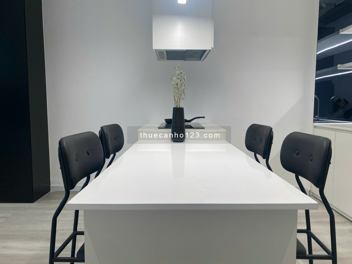 Căn hộ studio full nội thất luxury view kính trực diện Landmark 81 nằm trên trục đường trung tâm SG