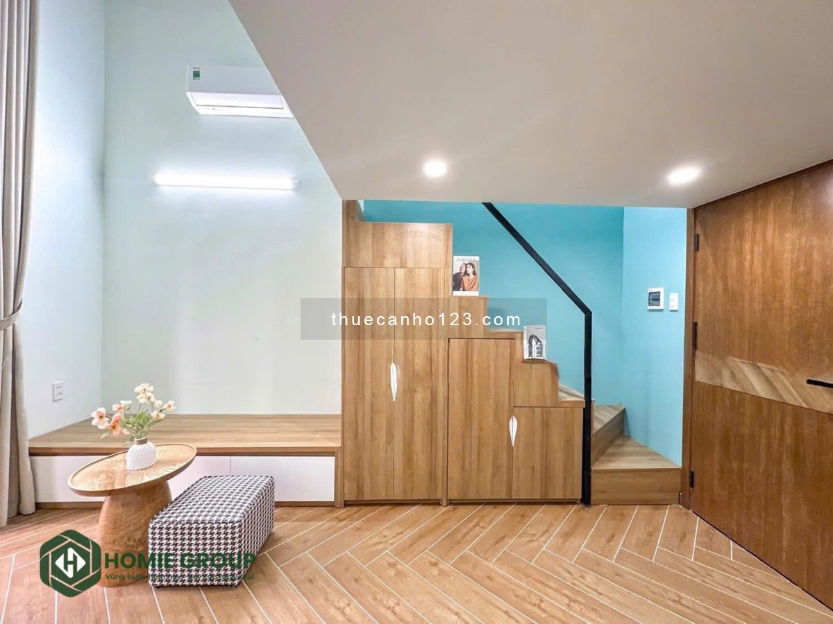 Duplex ban công, full nội thất, trung tâm Quận 7