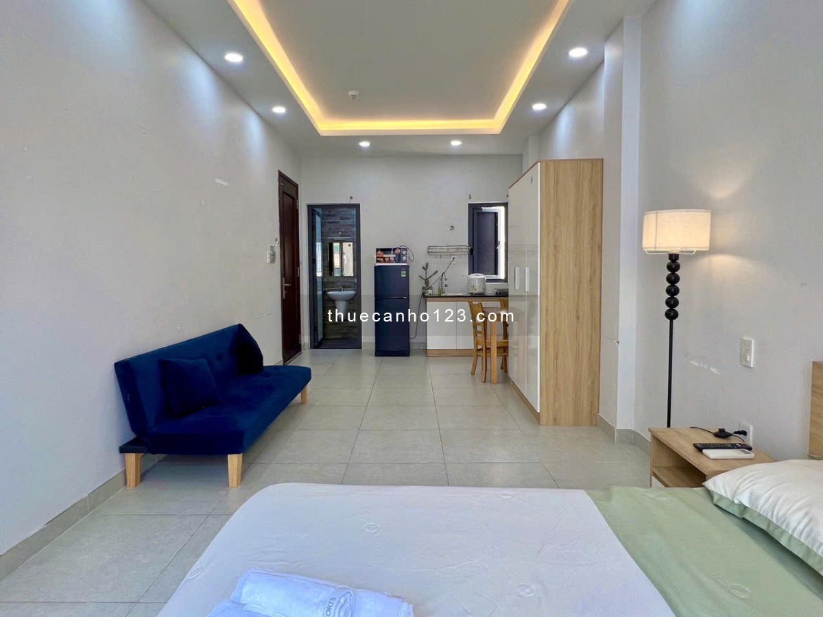 Cho thuê căn hộ studio ban công, bếp riêng Q1 gần CV 23/9, Nguyễn Khắc Nhu, Bùi Viện, CĐ Cao Thắng
