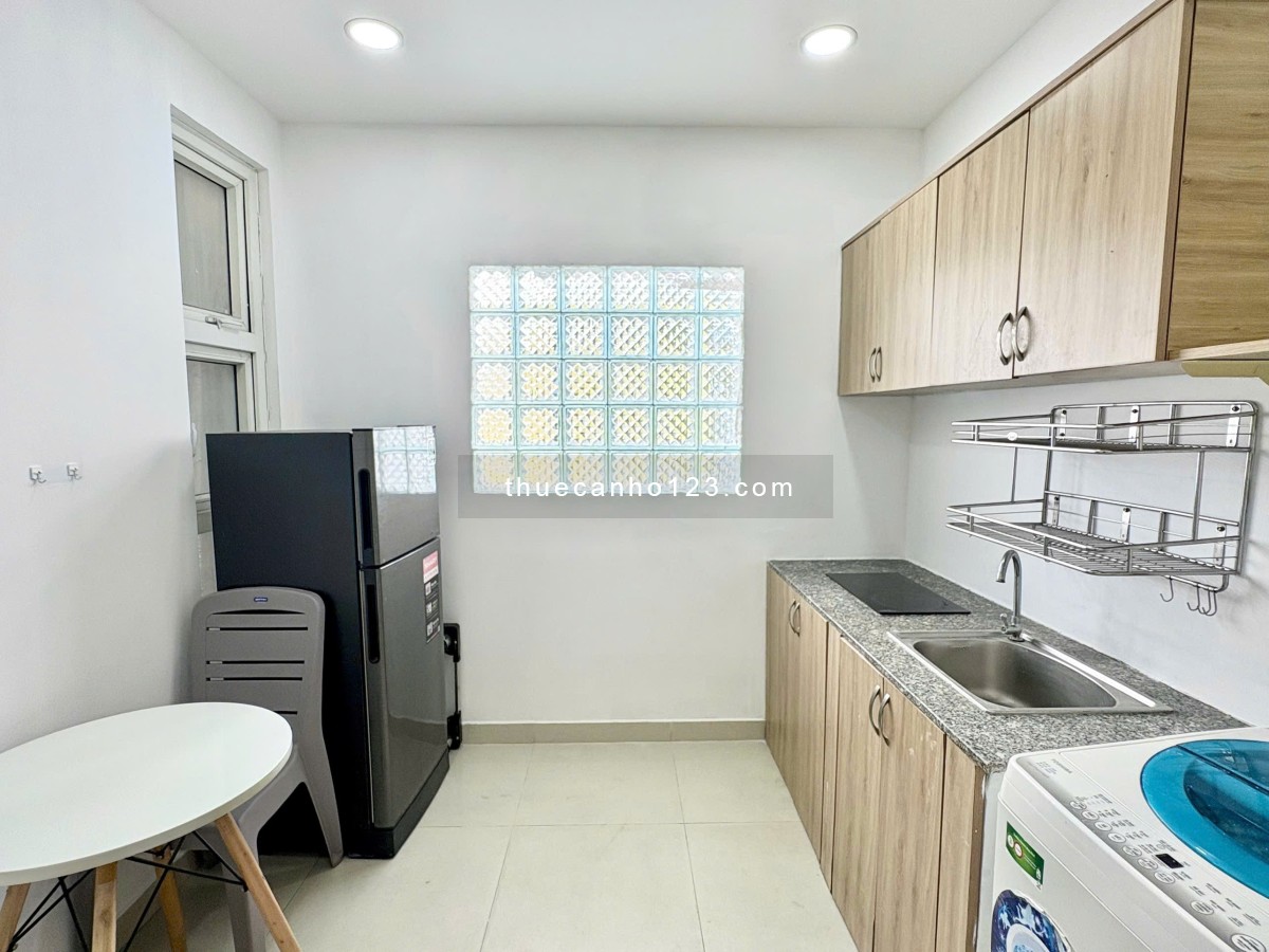 Căn hộ 1PN ban công lớn - tách bếp - máy giặt riêng Trần Quang Khải quận 1.