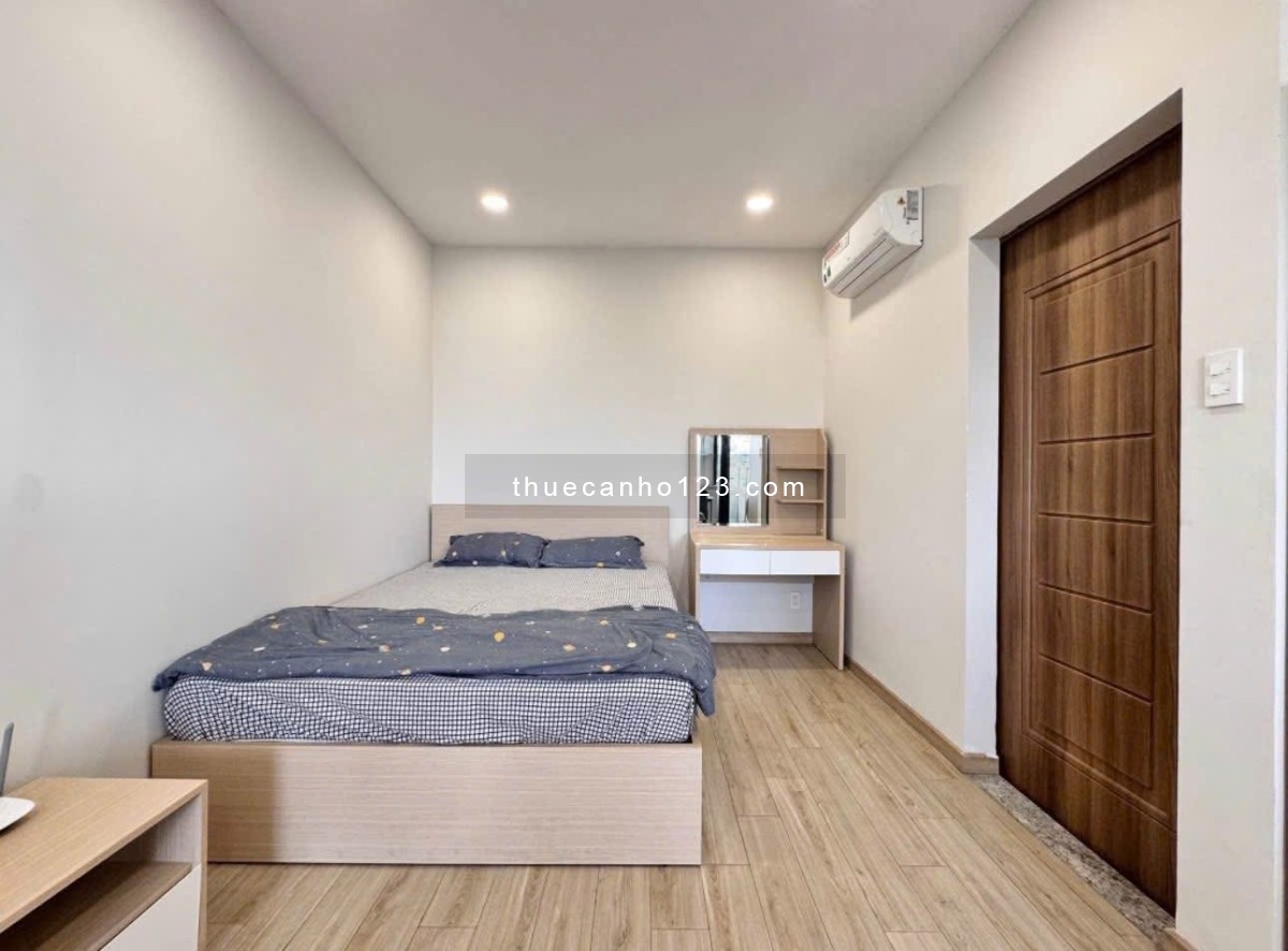 Trống Lại Studio Ban Công Full Nội Thất Hiện Đại, PCCC & An Ninh Đầy Đủ, Gần Hàng Xanh