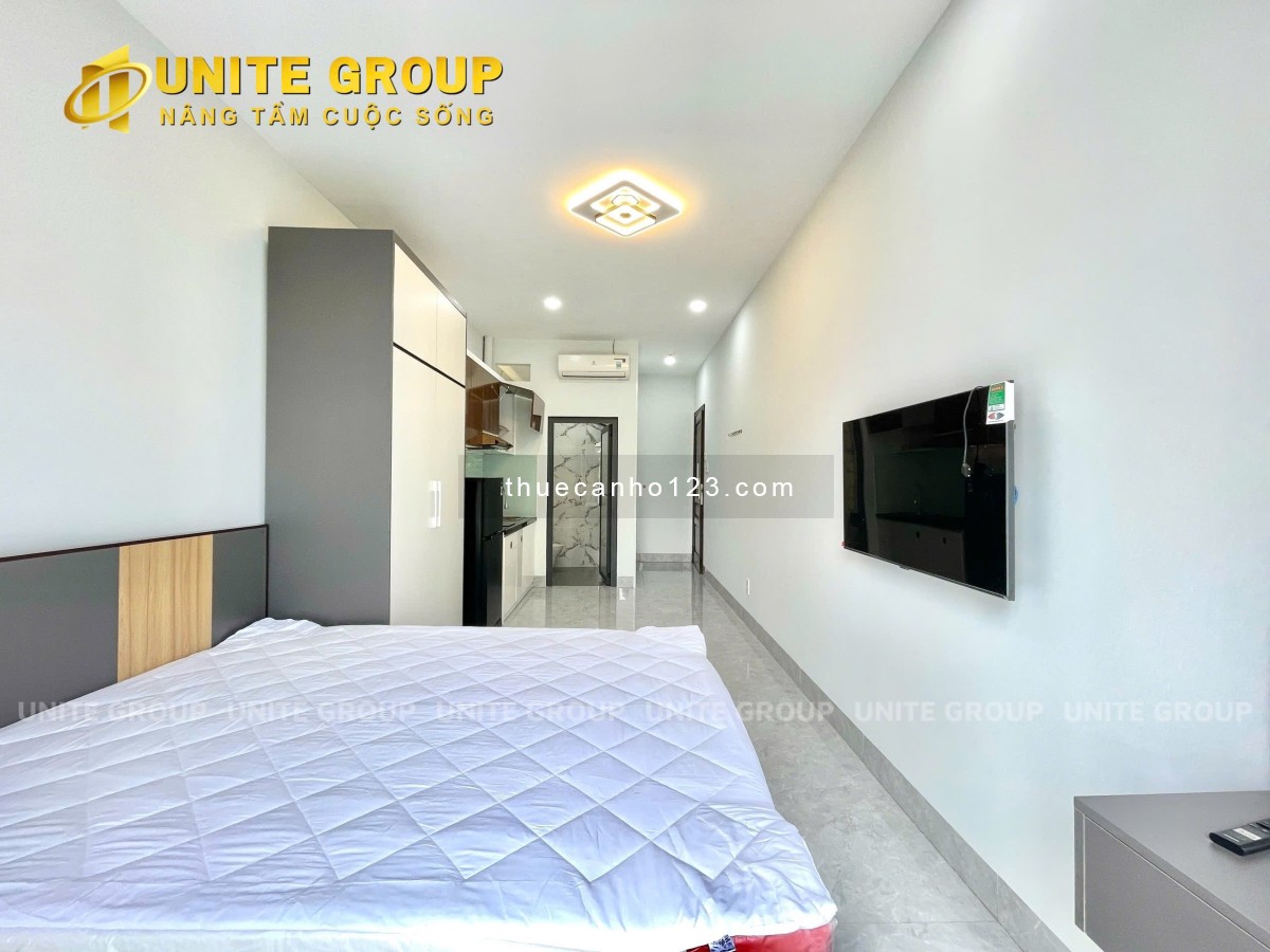 Phòng studio ban công full nội thất siêu rộng Q7