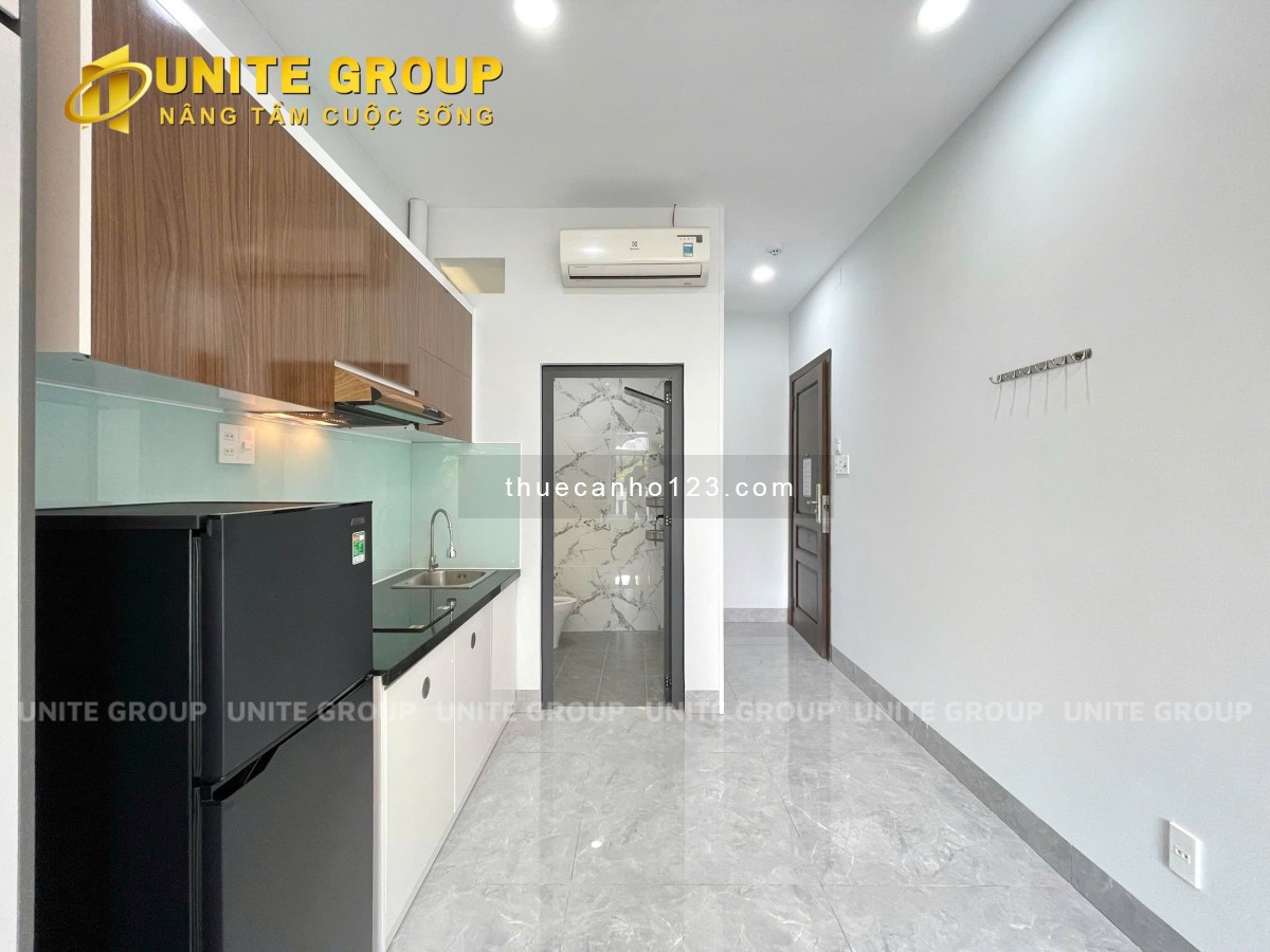 Phòng studio ban công full nội thất siêu rộng Q7