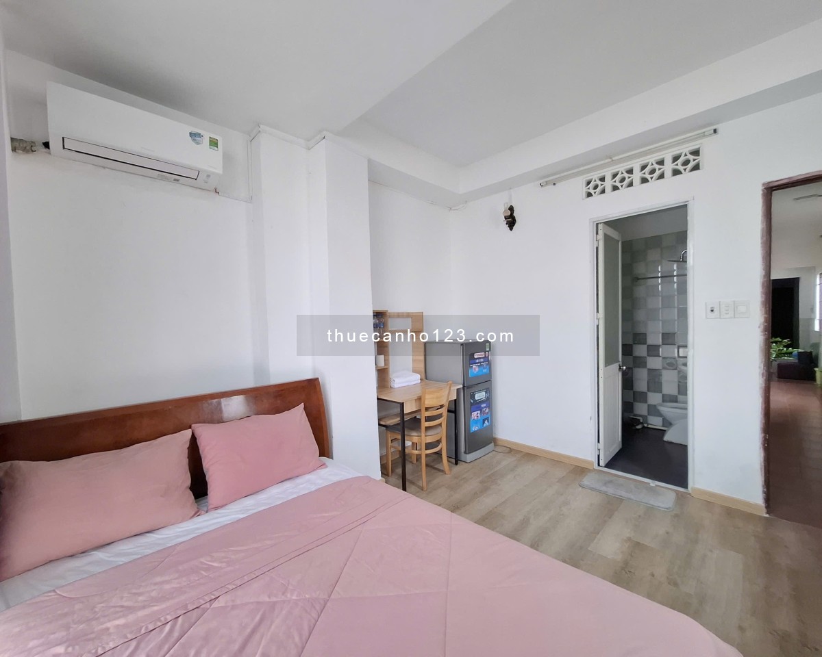 Phòng ban công full nội thất khu Tân Định ngay Quận 3 — Quận 1