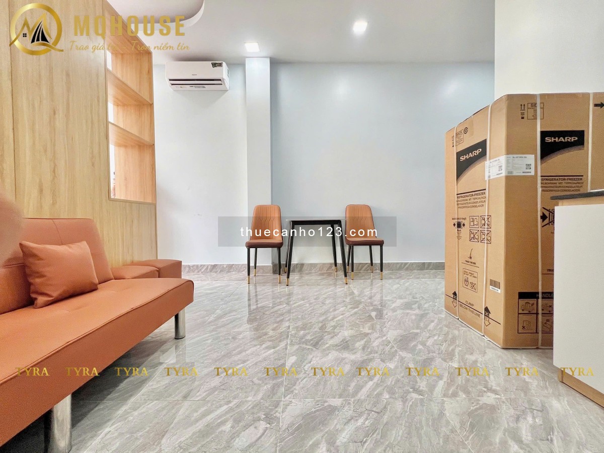 Khai trương Toà CHDV 45m2 Ban Công/ Cửa Sổ Full Nội Thất - Mặt tiền đường, Thang Máy