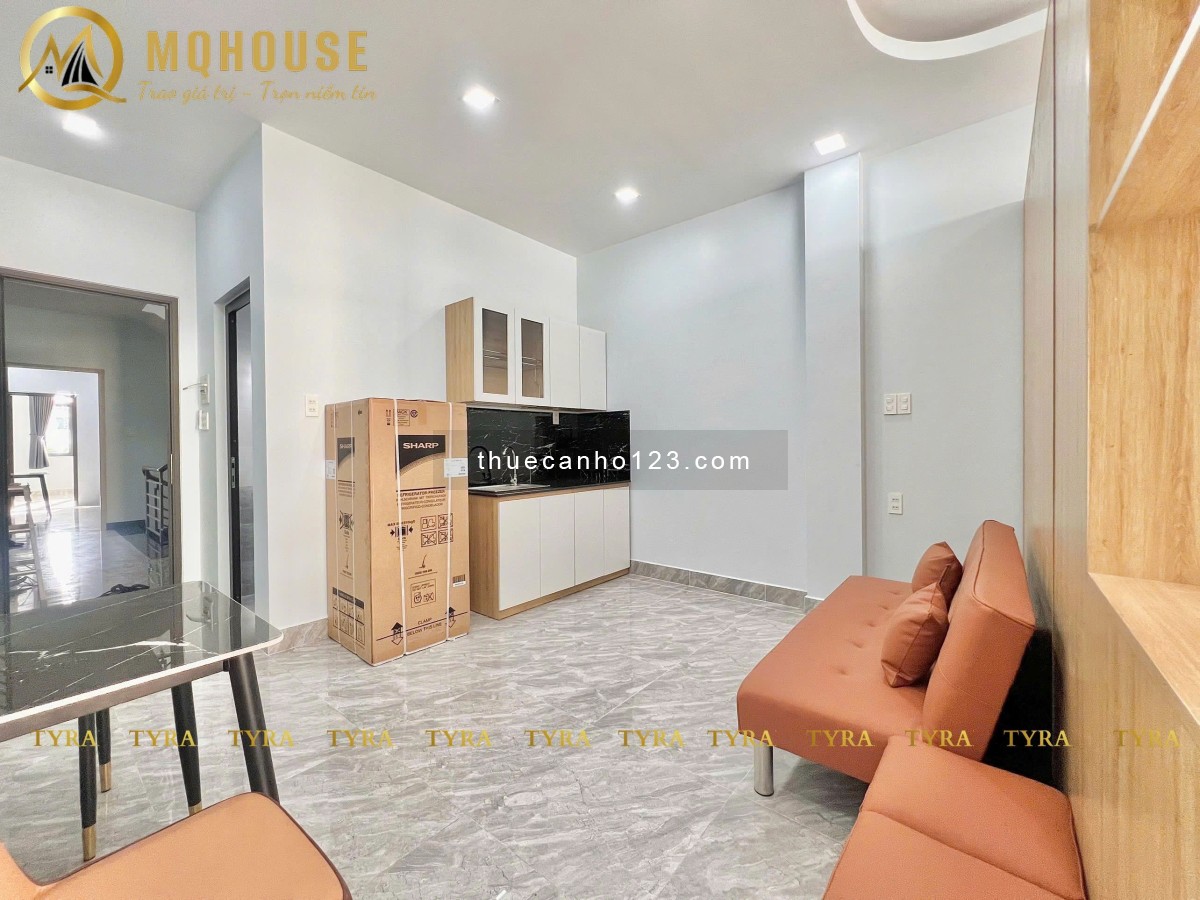 Khai trương Toà CHDV 45m2 Ban Công/ Cửa Sổ Full Nội Thất - Mặt tiền đường, Thang Máy