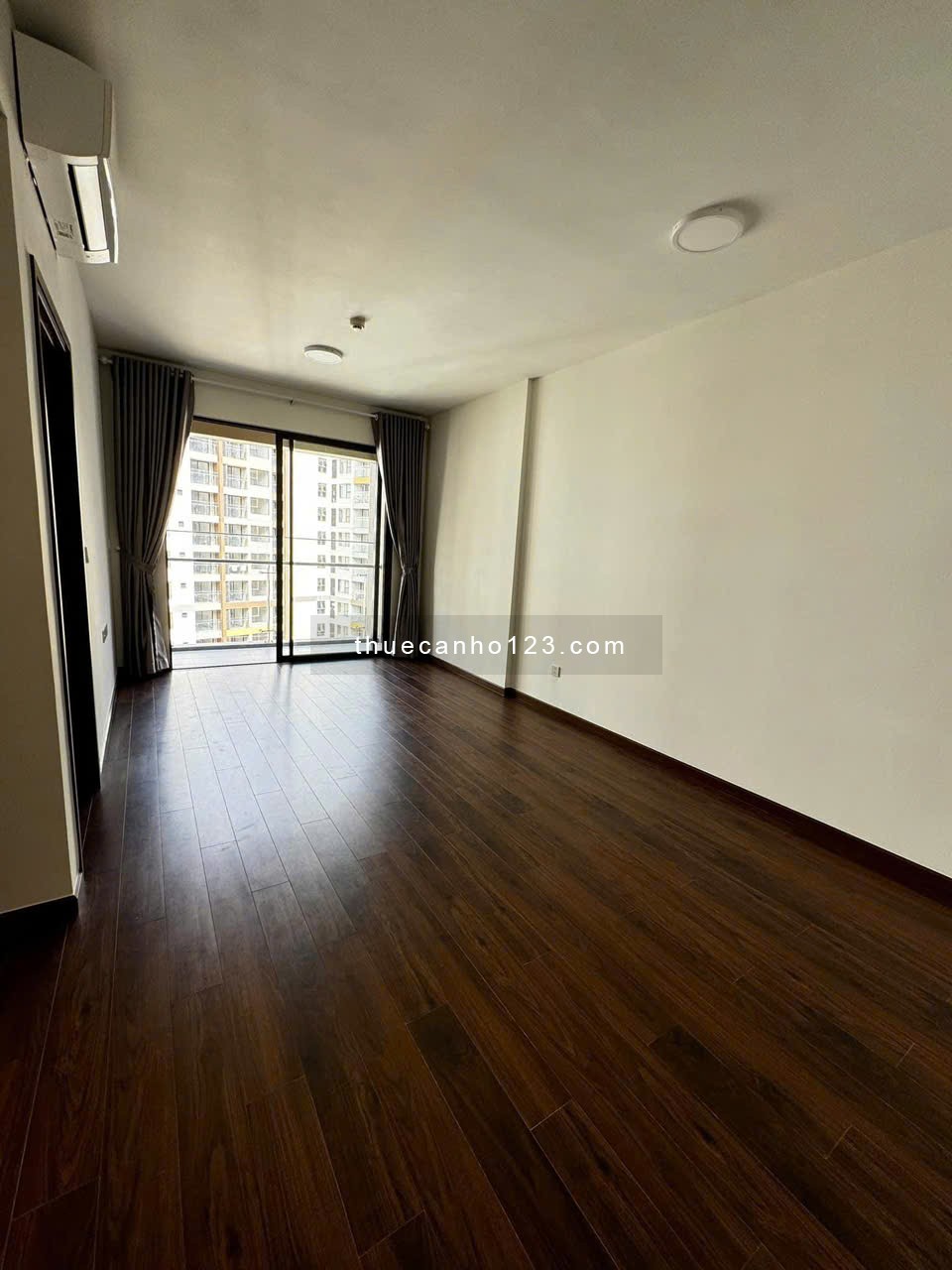 Chung cư Satra, Phan Đăng Lưu, PN: 22tr/tháng, 3p ngủ rộng, 2wc, 135m2