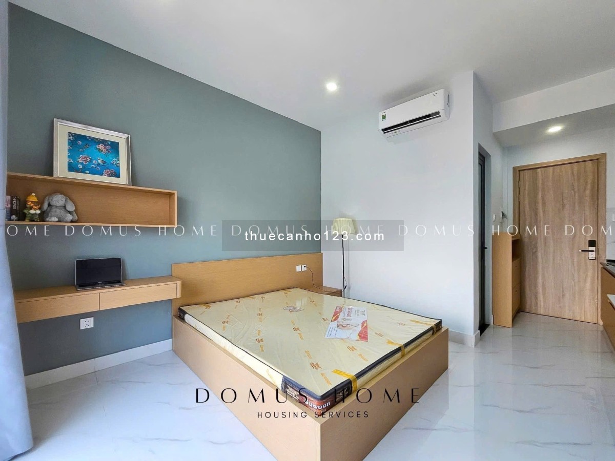Cho thuê căn hộ studio — Ban công — Full nội thất tại đường CMT8, trung tâm Quận 3