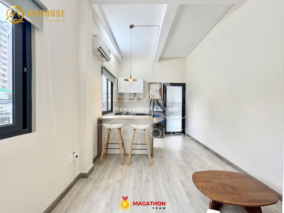 Nhà Còn 1 Phòng Để Giá Tốt Cho Vị Khách May Mắn Cuối - 1PN Ban Công Full Nội Thất Hiện Đại Gần Q1