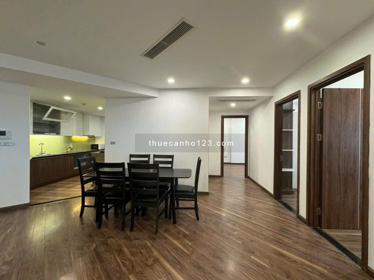 C/c Satra Eximland,Phan Đăng Lưu,Phú Nhuận: 145m2, 3p ngủ, 2wc, 21tr5/th.