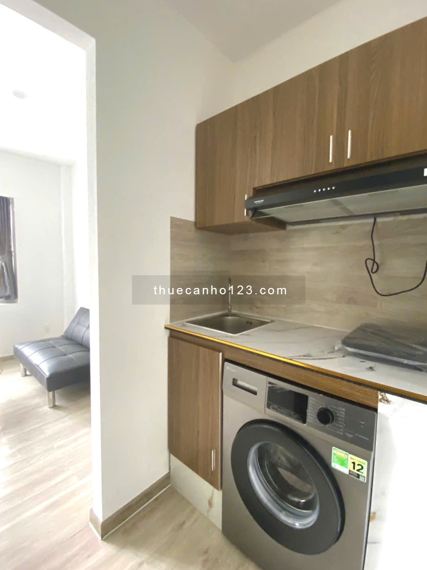 Cho thuê căn hộ 1PN máy giặt riêng, cửa sổ trời, hẻm lớn, nhà xe Q4 cạnh ĐH Luật, cầu Khánh Hội