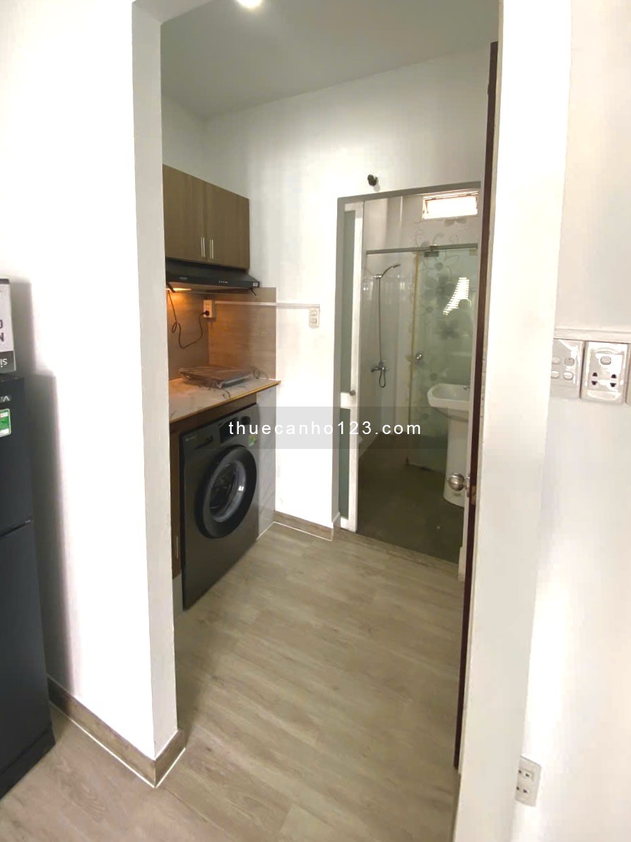 Cho thuê căn hộ 1PN máy giặt riêng, cửa sổ trời, hẻm lớn, nhà xe Q4 cạnh ĐH Luật, cầu Khánh Hội