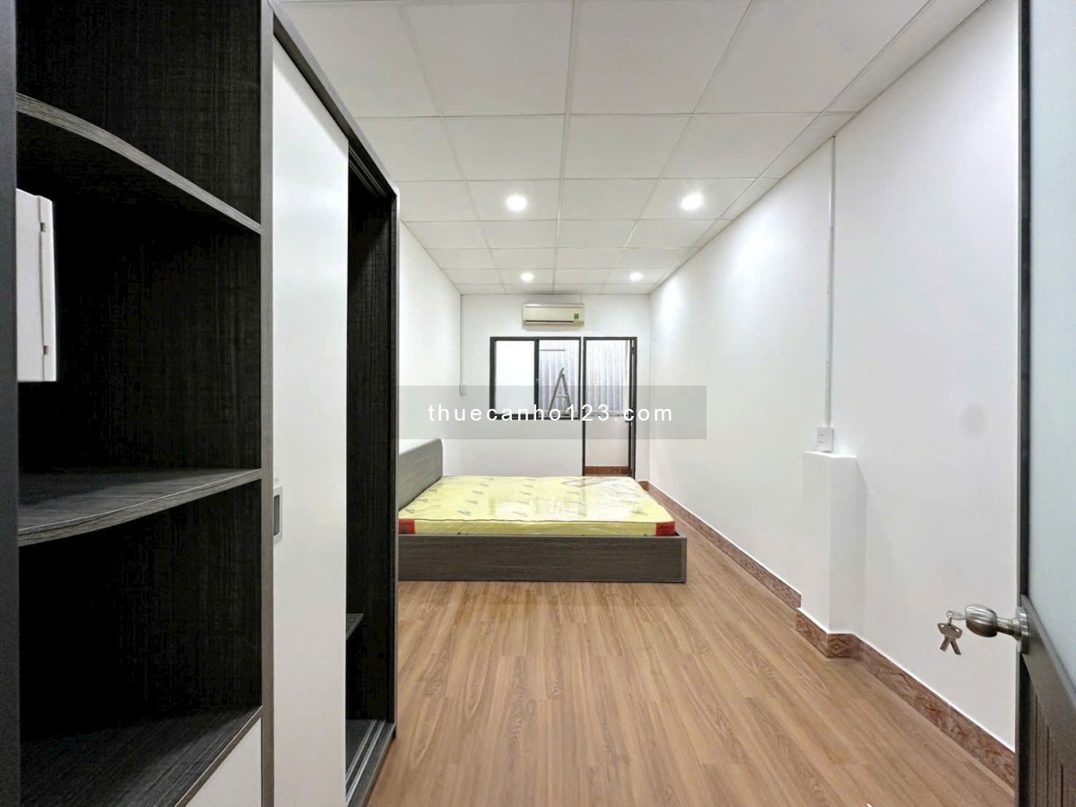 Cho Thuê Căn Hộ 2PN Ban Công Máy Giặt Riêng Rộng Rãi Gần Đại Học Hoa Sen