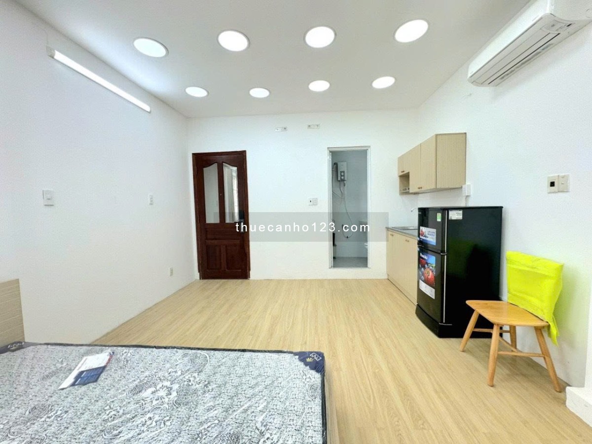 Cho thuê phòng cửa sổ thang máy Thủ Khoa Huân quận 1 gần chợ Bến Thành, ga Metro, Takashimaya