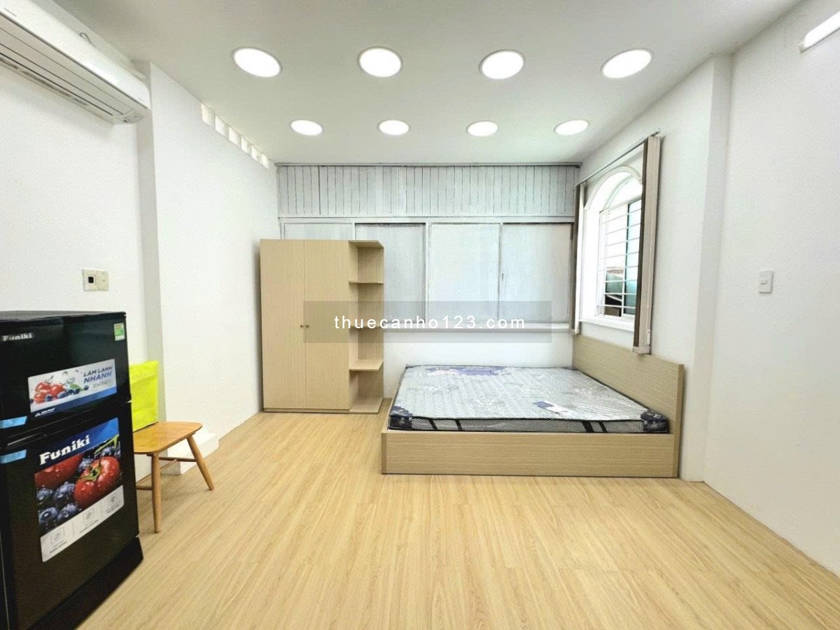 Cho thuê phòng cửa sổ thang máy Thủ Khoa Huân quận 1 gần chợ Bến Thành, ga Metro, Takashimaya