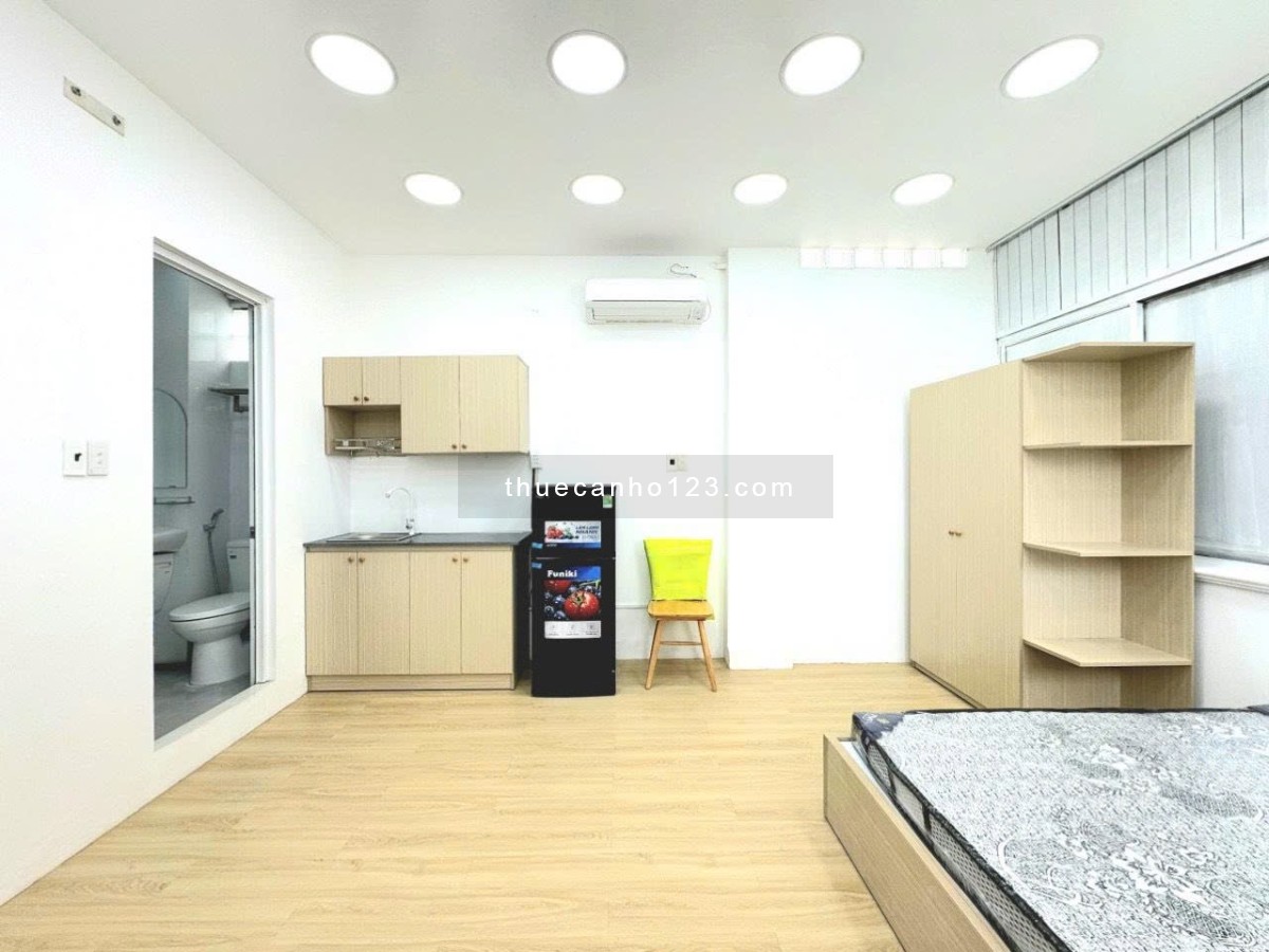 Cho thuê phòng cửa sổ thang máy Thủ Khoa Huân quận 1 gần chợ Bến Thành, ga Metro, Takashimaya