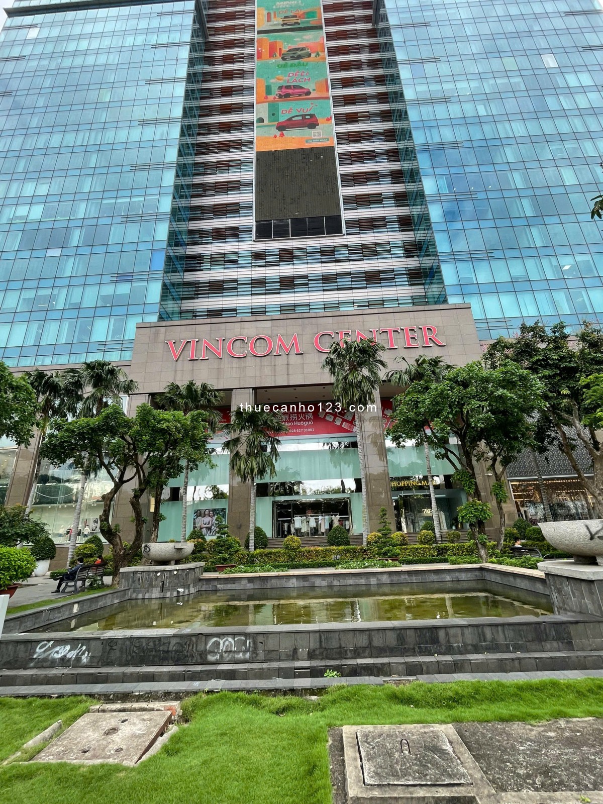 ĐẲNG CẤP SỐNG GIỮA LÒNG SÀI GÒN Vincom Đồng Khởi – 72 Lê Thánh Tôn, P. Bến Nghé, Quận 1