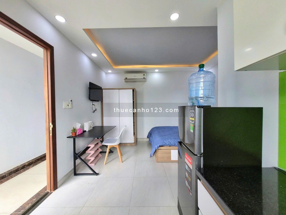 Cho thuê căn hộ full nội thất cửa sổ trời, thang máy, hầm xe Q3 gần ĐH Sư Phạm, Trần Quang Diệu