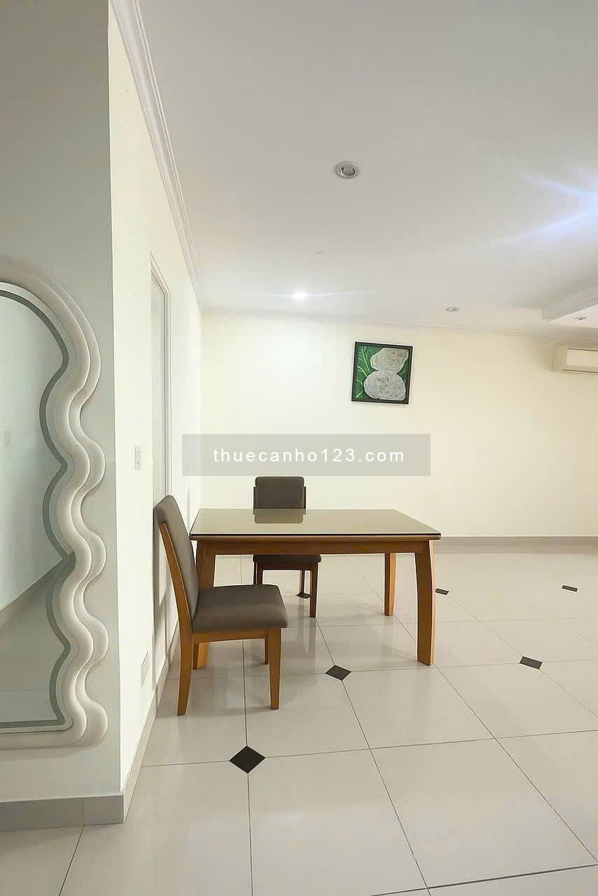 Chung cư Ruby, Nguyễn Sỹ Sách, P15, TB: 125m2, 3p ngủ, nội thất, 12tr5