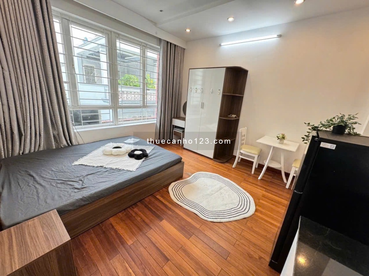 Căn hộ studio cửa sổ lớn cho thuê Q1 gần Bùi Viện, Pull Man, Takashimaya, phố Nguyễn Huệ, Vincom