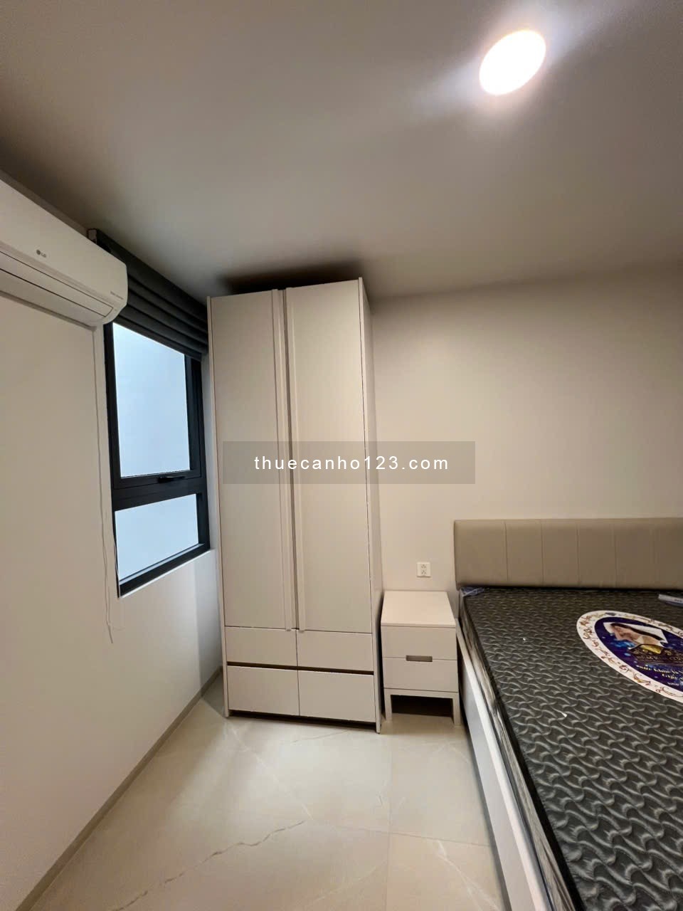 CĂN HỘ 1 PHÒNG NGỦ ĐẸP MỚI FULL NỘI THẤT - TÂN PHÚ, QUẬN 7