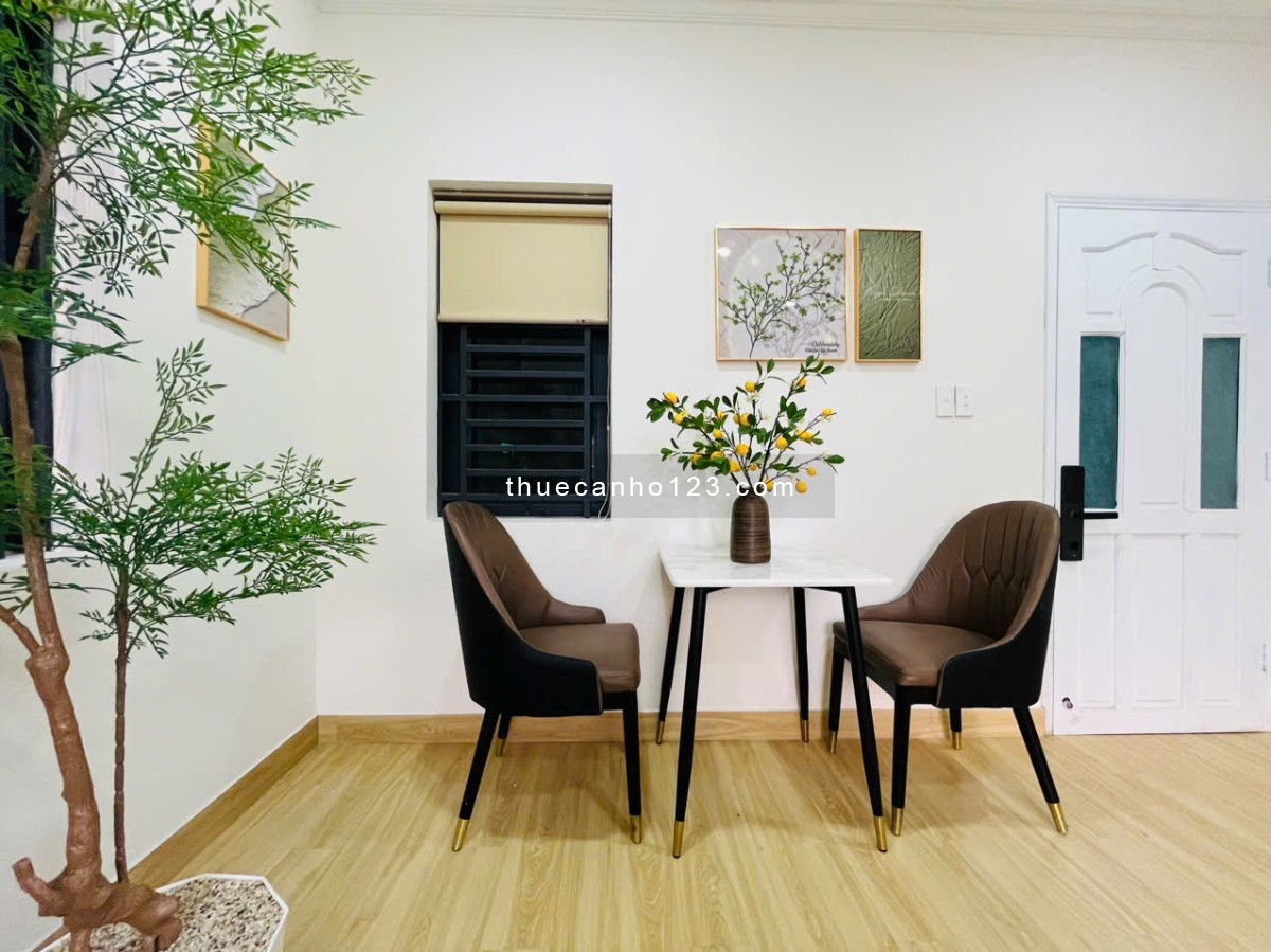 Căn hộ 1 phòng ngủ 40m2 bếp và WC riêng ban công lớn Lê Trực bình thạnh gần ĐH Văn Lang cơ sở 2