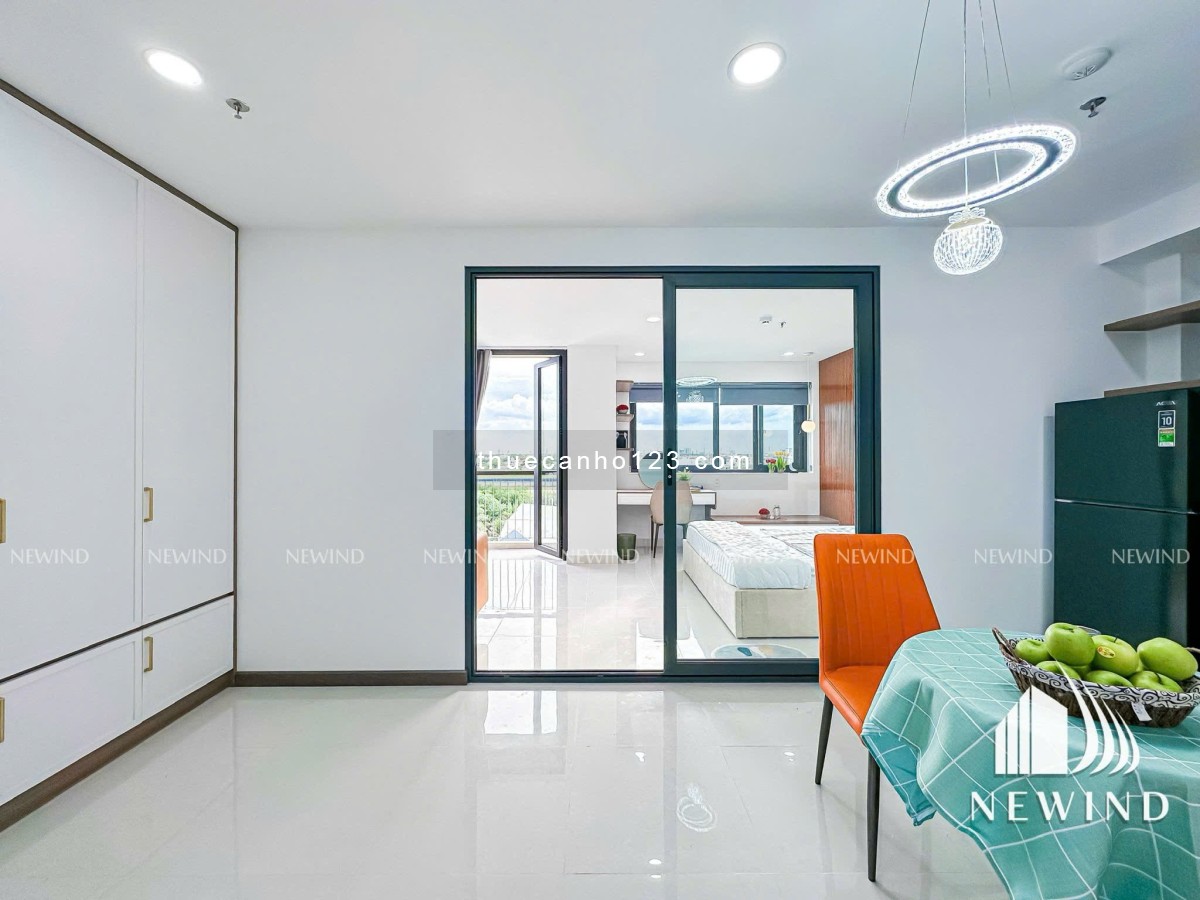 1PN BAN CÔNG GẦN LOTTE, CRESENTMALL - TDT, RMIT, UFM Q7 - FULL NT PHÒNG RỘNG 60m2