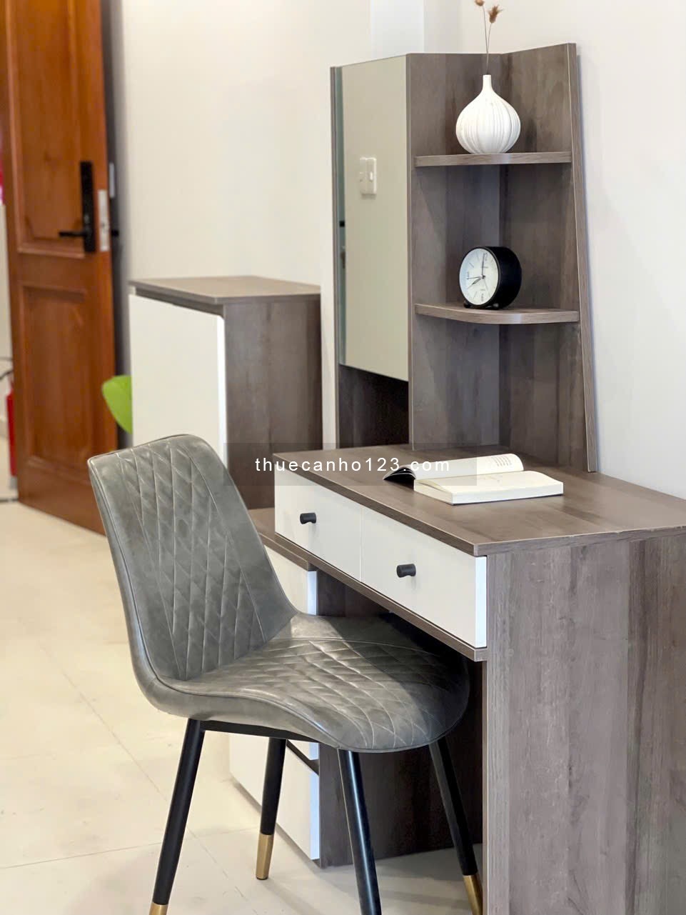 Căn Hộ 2 Phòng Ngủ Gần Sân Bay Tân Sơn Nhất Và Công Viên Gia Định