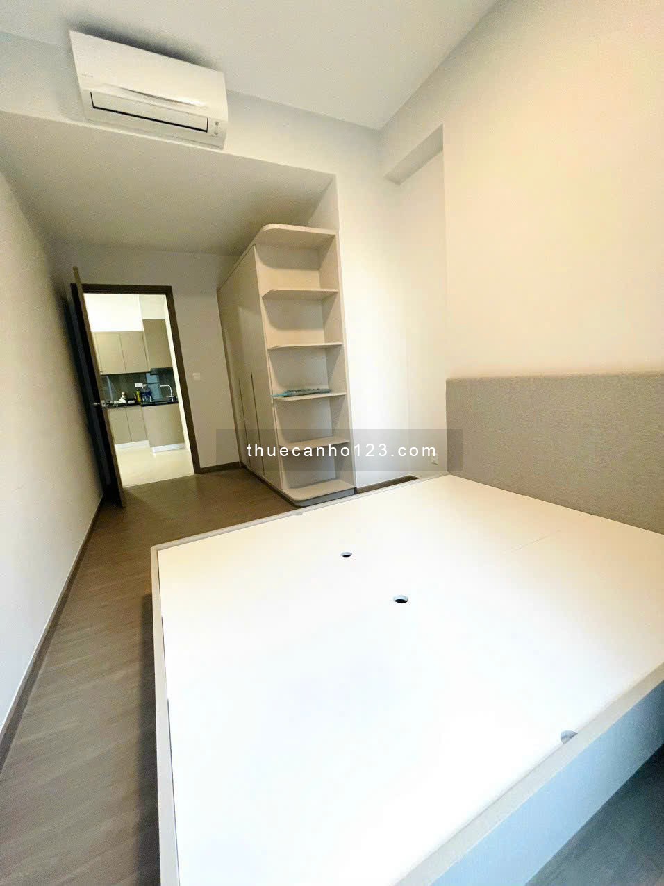 Cho thuê căn hộ West Gate 85m2 (3PN + 2WC), view toàn khu, full nội thất cao cấp, vào ở ngay