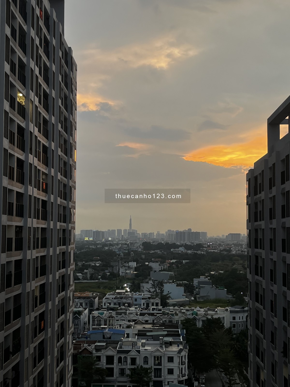 Hàng hiếm, cho thuê căn hộ 1PN+, 63m2, nhà mới 100%, chỉ 6 triệu/tháng. LH: 0917 999 515