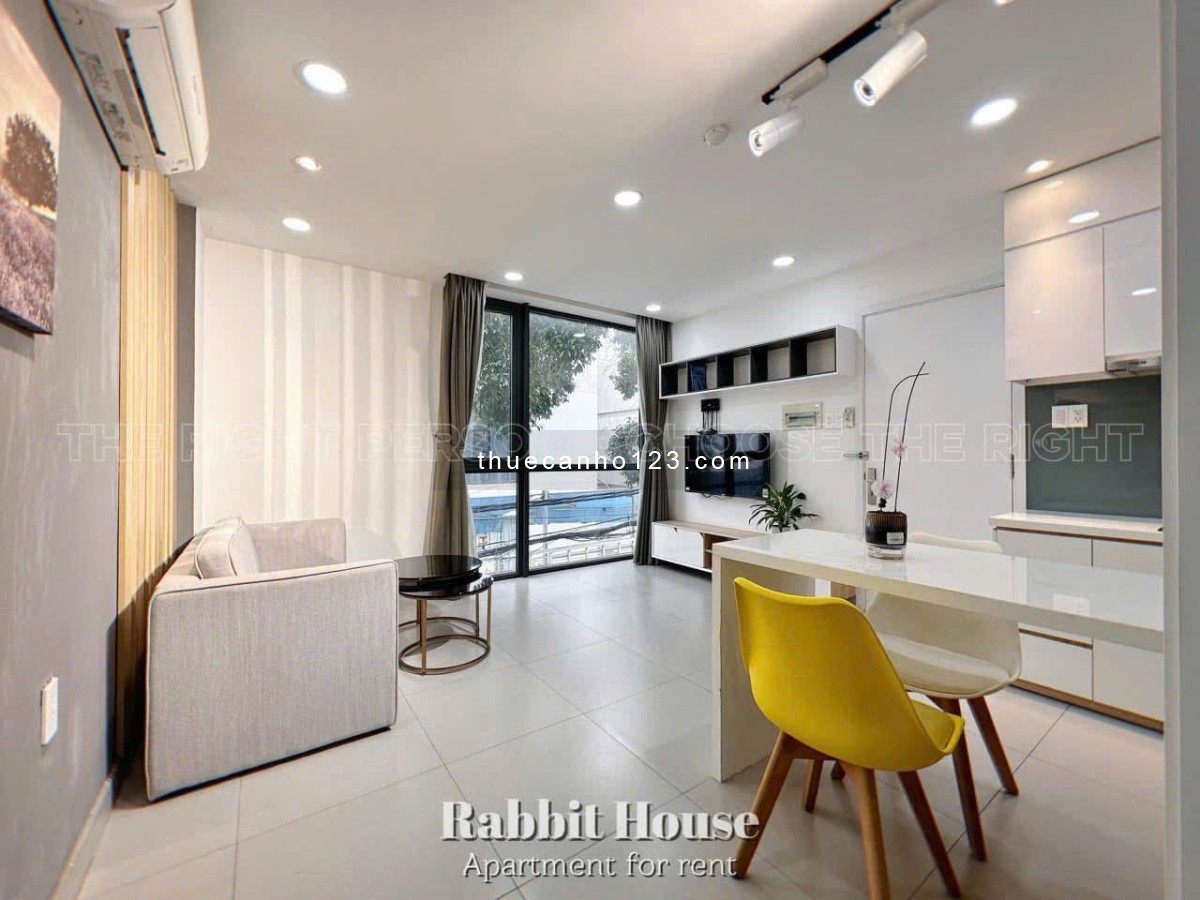 Cho Thuê Căn Hộ 1 Phòng Ngủ Ban Công Full Nội Thất Ngay Vòng Xoay Cống Quỳnh, Bùi Viện, Quốc Thanh