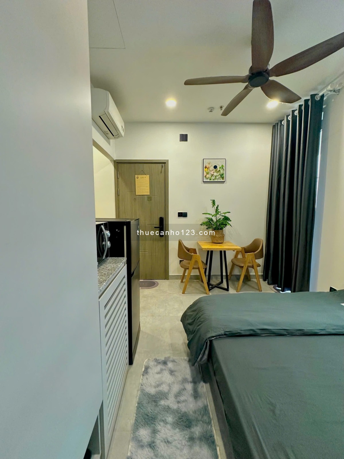 Nguyễn Khoái Quận 4 - Phòng tách bếp - Siêu rộng - Nội thất mới