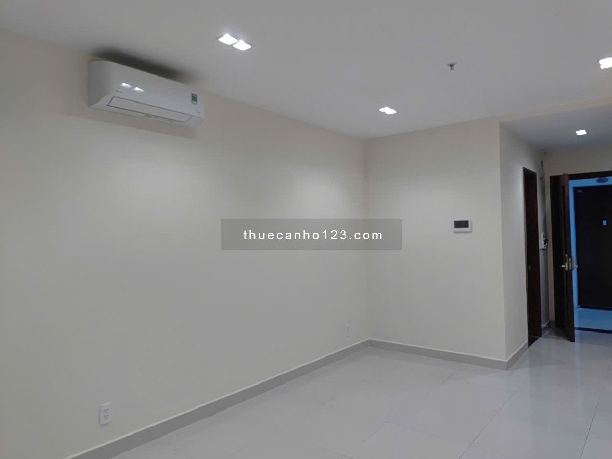 Cho thuê căn hộ Officetel Sky Center Tân Bình, 36m2, Nội thất cơ bản giá thuê: 11 triệu/tháng